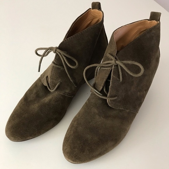 Nine West Brown Suede Lace Up Wedge Booties, Fall Dark Academia Style, Leather - Picture 2 of 7